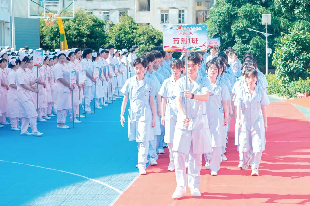 福建省诚毅技术学校医护系学子风采